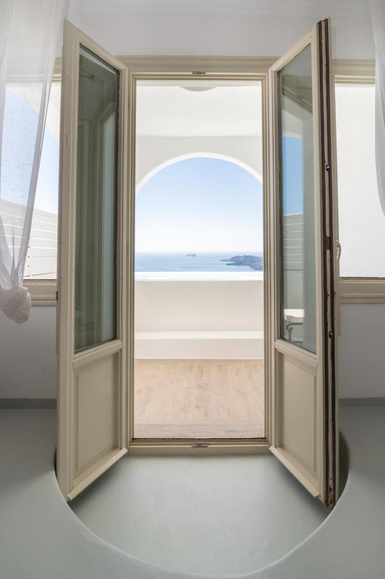 Apeiron Blue Santorini - Sustainable Adults Only 14 Plus Fira  Exterior photo